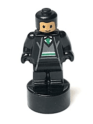 LEGO Slytherin Student Statuette / Trophy #1 Nougat Face (90398pb036) Harry Potter Minifigure