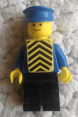 LEGO Plain Blue Torso with Blue Arms Blue Hat Yellow Vest with Black Chevrons (Stickers) (twn448s) Town / City Minifigure