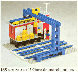 LEGO Cargo Station (Goods Station) (165-1) set, 1978