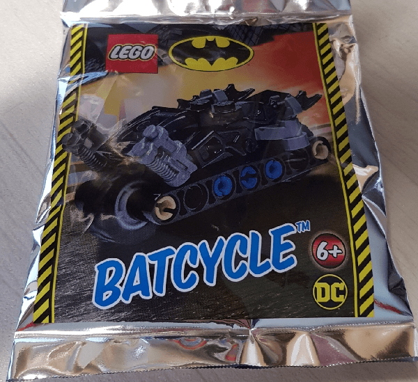 LEGO Batcycle foil pack (212222-1) set, 2022