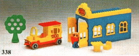 LEGO Blondi the Pig and Taxi Station (338-2) set, 1979