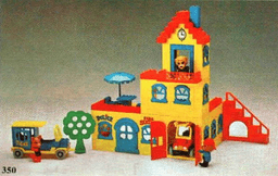 Town Hall with Leonard Lion & Friends