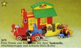 LEGO Service Station (3670-1) set, 1984