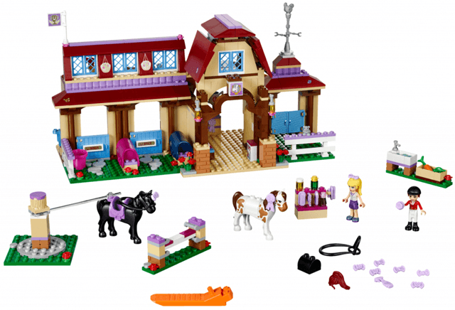 LEGO Heartlake Riding Club (41126-1) set, 2016