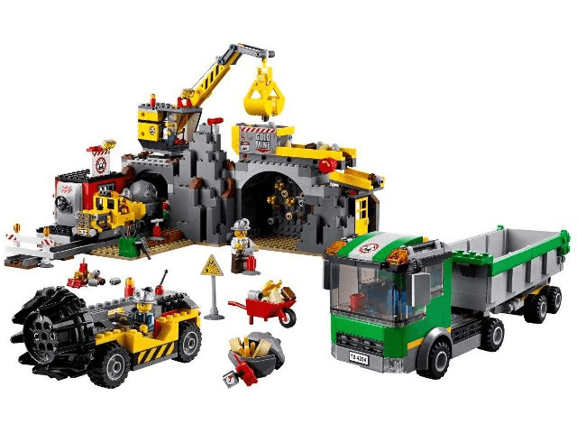 LEGO The Mine (4204-1) set, 2012
