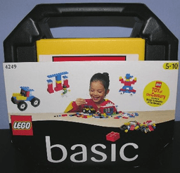 Basic Suitcase