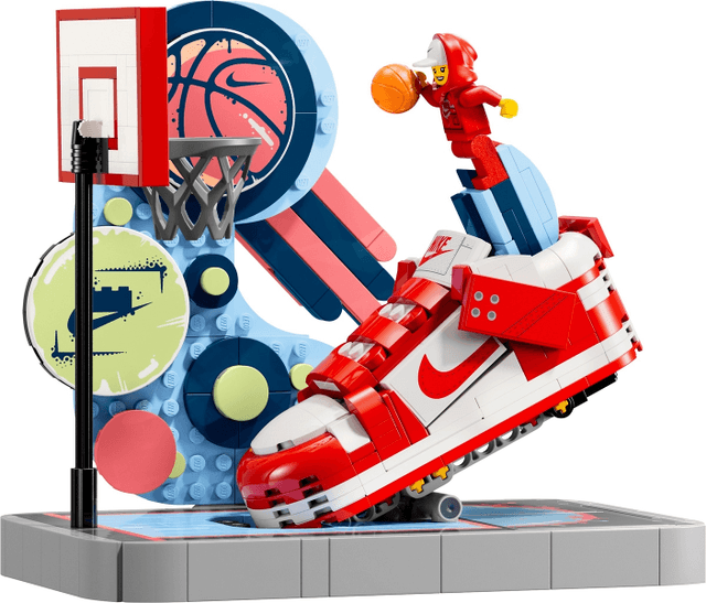 LEGO Nike Dunk Trickshot (43021-1) set, 2025