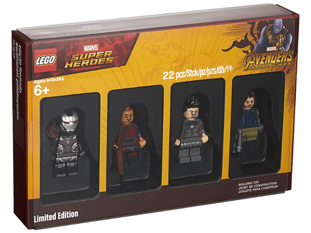 LEGO Bricktober Minifigure Collection 4/4 - Super Heroes (2018 Toys "R" Us Exclusive) (5005256-1) set, 2018