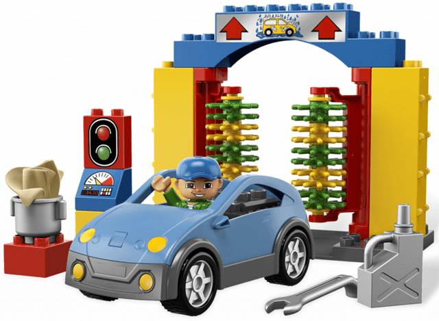LEGO Car Wash (5696-1) set, 2011