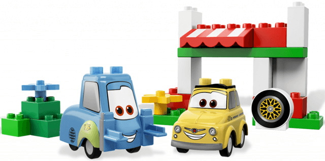 LEGO Luigi's Italian Place (5818-1) set, 2011