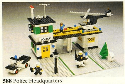 LEGO Police Headquarters (588-1) set, 1979