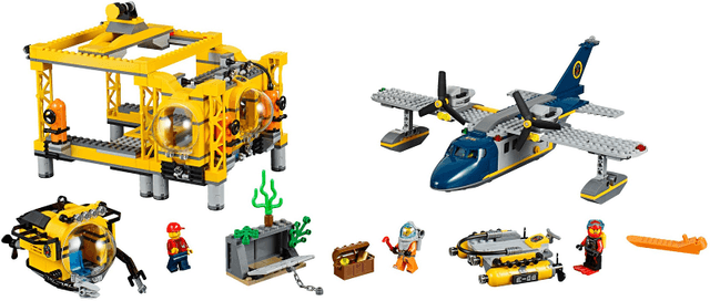LEGO Deep Sea Operation Base (60096-1) set, 2015
