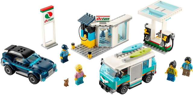 LEGO Service Station (60257-1) set, 2020