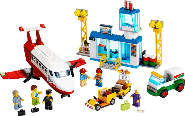 LEGO Central Airport (60261-1) set, 2020