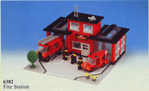 LEGO Fire Station (6382-1) set, 1981