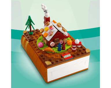 Bricktober Fairy Tale Set 1/4 - Hansel and Gretel (2021 Toys "R" Us Exclusive)