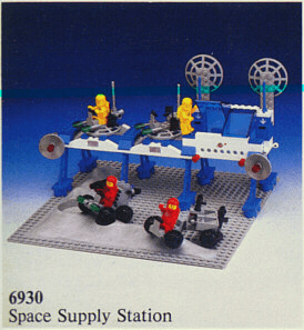 LEGO Space Supply Station (6930-1) set, 1983