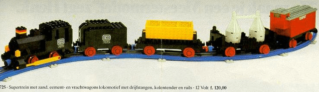 LEGO 12V Freight Train and Track (725-2) set, 1974