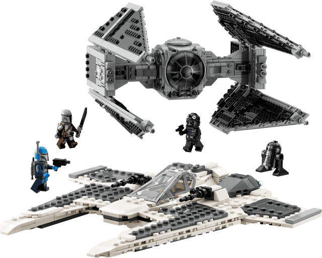 LEGO Mandalorian Fang Fighter vs TIE Interceptor (75348-1) set, 2023