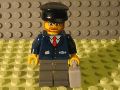 Advent Calendar 2007, City (Day 16) - Train Worker and Briefcase