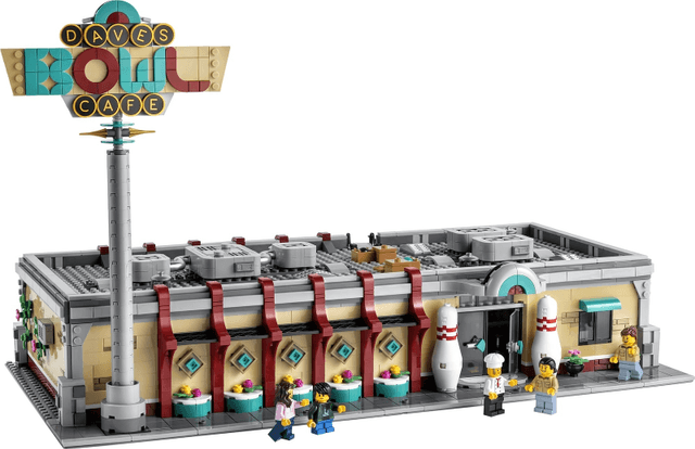 LEGO Retro Bowling Alley (910013-1) set, 2022