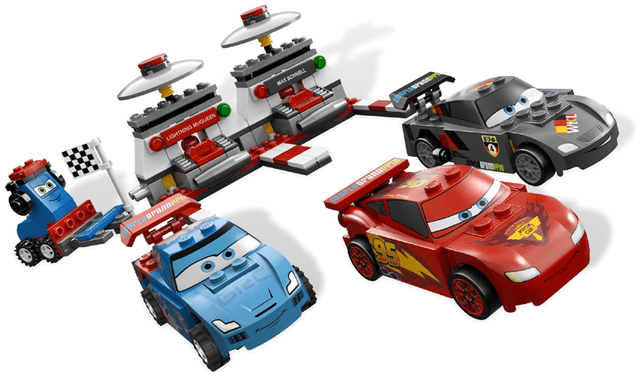 LEGO Ultimate Race Set (9485-1) set, 2012