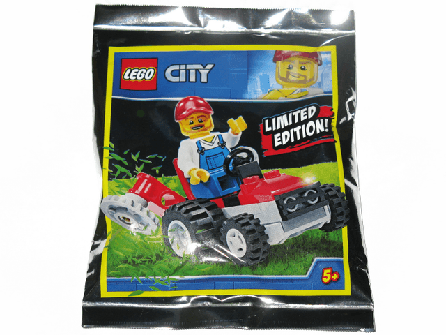 LEGO Gardener with Lawn Mower foil pack (951903-1) set, 2019