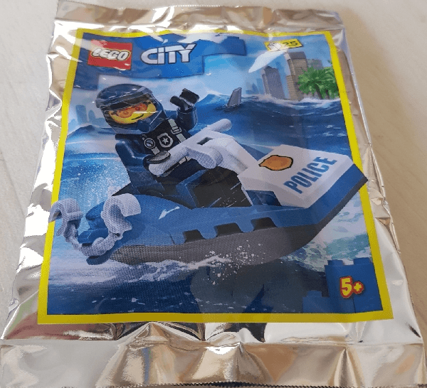 LEGO Policeman with Jet Ski foil pack (952207-1) set, 2022