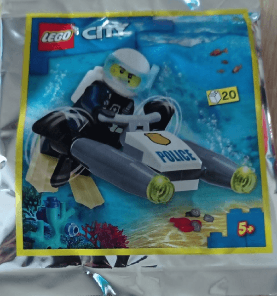 LEGO Police Diver with Underwater Scooter foil pack (952208-1) set, 2022