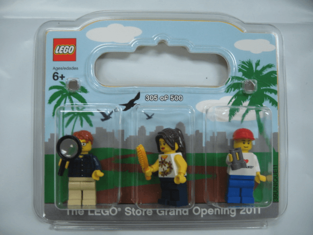 LEGO LEGO Store Grand Opening Exclusive Set, Fashion Valley, San Diego, CA blister pack (SanDiego-1) set, 2011