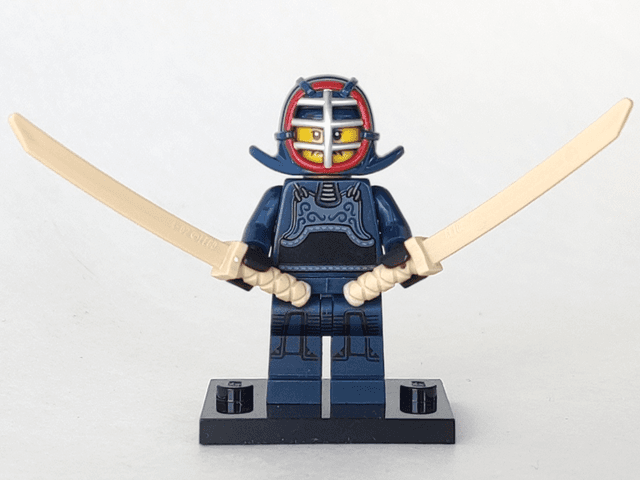 LEGO Kendo Fighter, Series 15 (Complete Set with Stand and Accessories) (col15-12) set, 2016