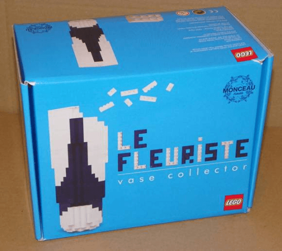LEGO Le Fleuriste Collector Vase - Monceau Fleurs Blue Chic (lfv3-1) set, 2010