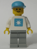 Maersk - White Torso (Sticker), Light Gray Legs, Maersk Blue Cap