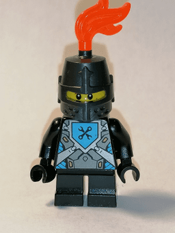 Robin Underwood - Pearl Dark Gray Helmet, Black Short Legs