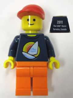LEGO Brand Store Male, Sailboat and Sun - Toronto, Canada (Sherway Square)